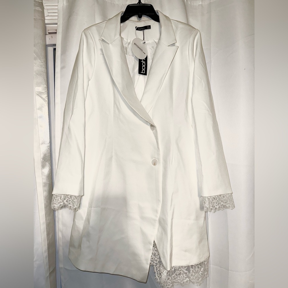 Boohoo Blazer Dress /w Lace Insert (New w/tags never worn)